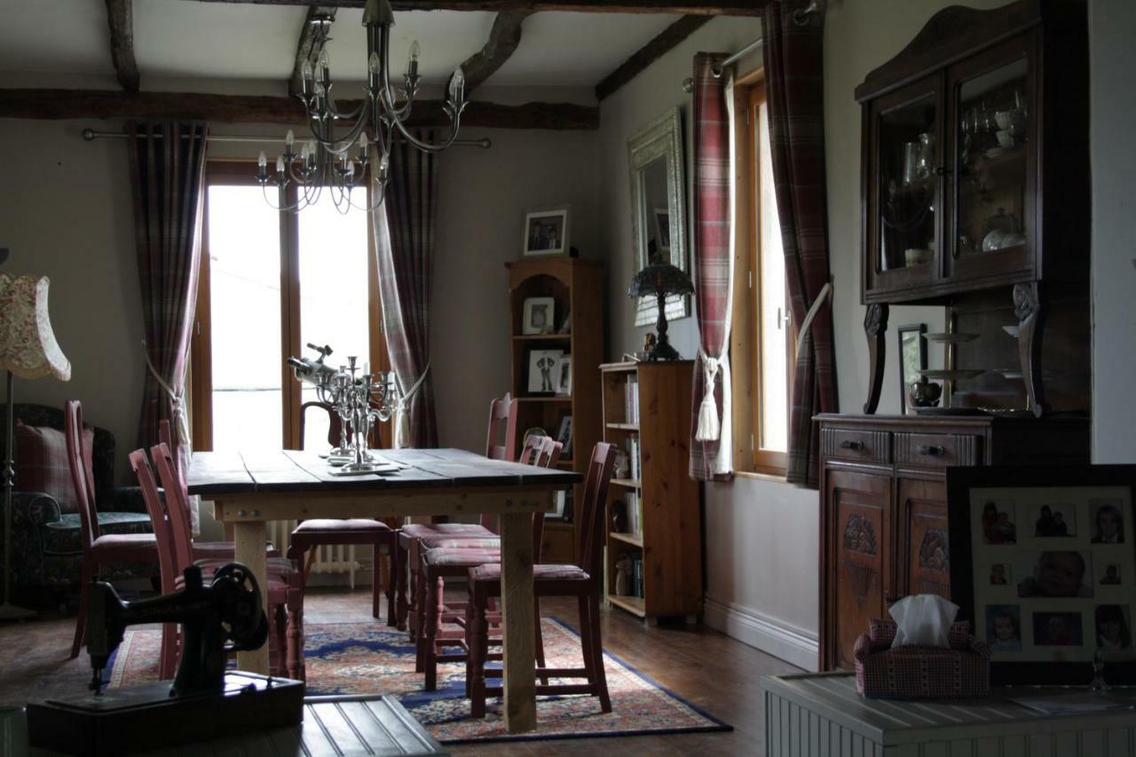 Chez Gondat Chambre D'Hotes Saint-Martial-sur-Isop ภายนอก รูปภาพ